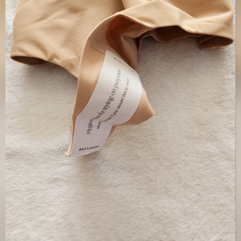 Honeylove Super Powee High-Waisted Tan Shapeweare Thong All Over - Picture 4 of 4